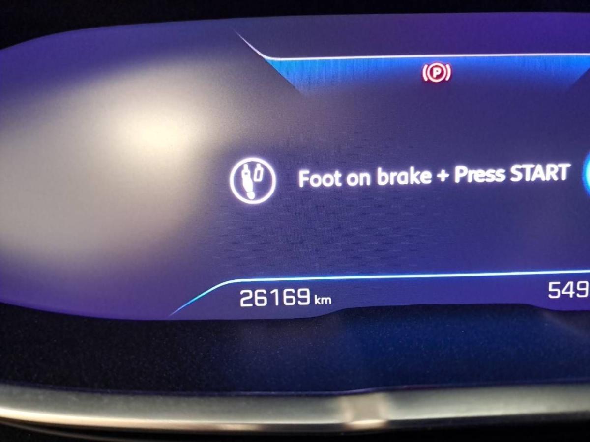 peugeot-5008-2023-diesel-1499cc