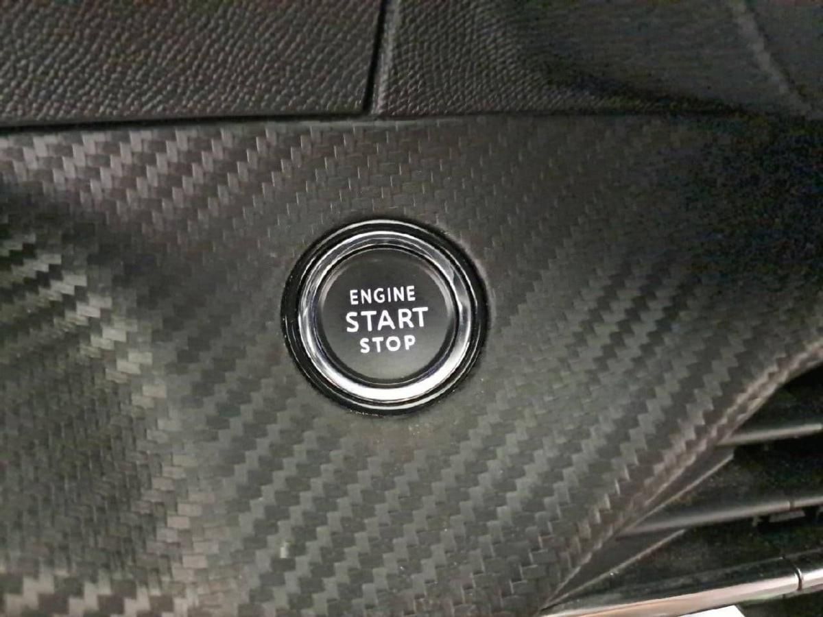 peugeot-2008-2024-gasolina-1199cc