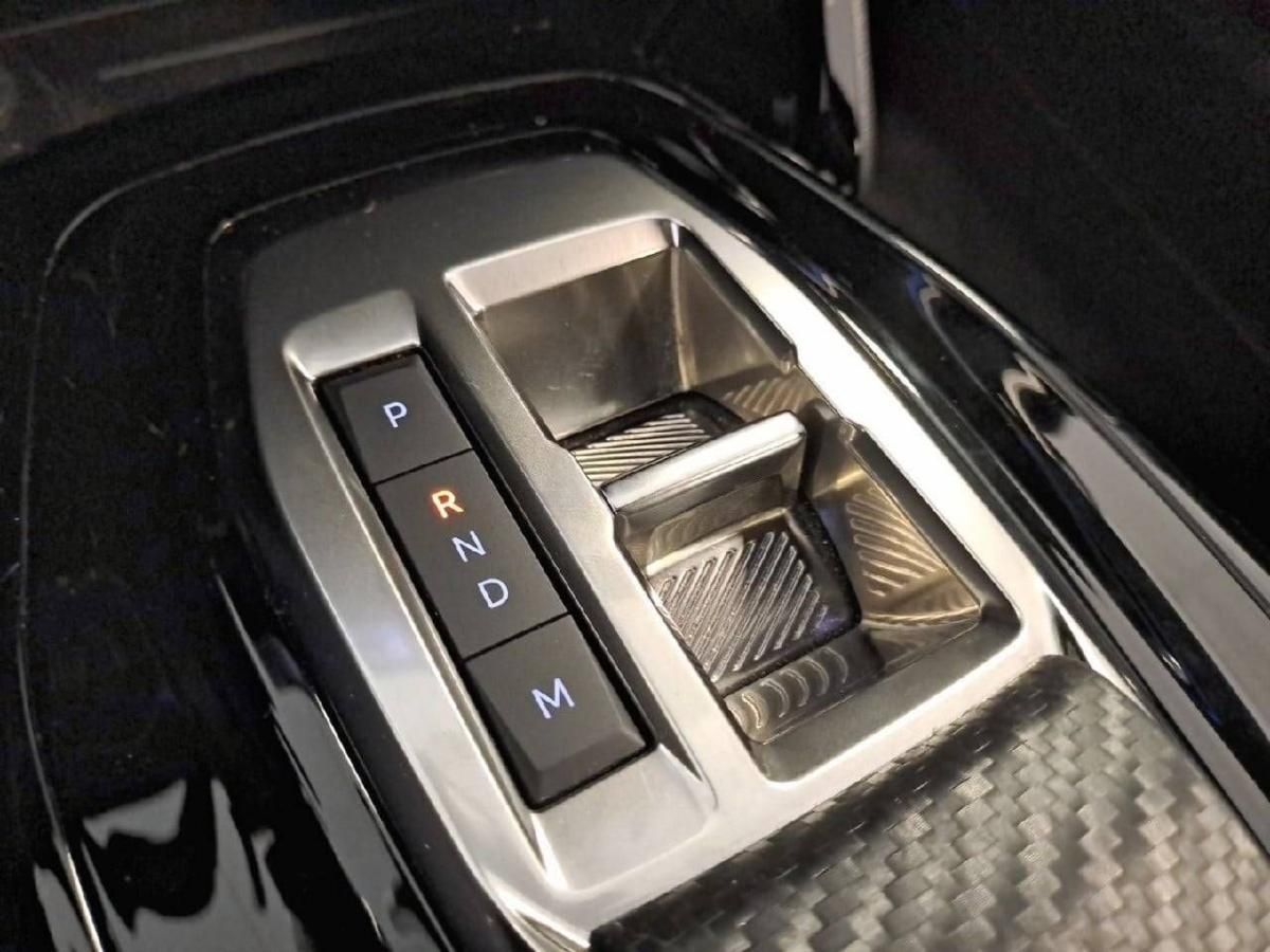 peugeot-2008-2024-gasolina-1199cc
