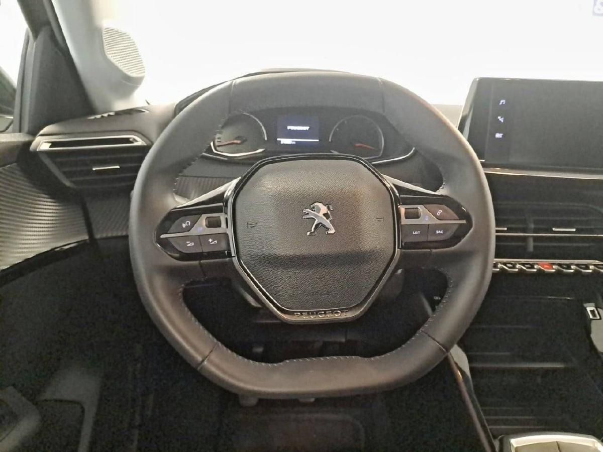 peugeot-208-2023-diesel-1499cc
