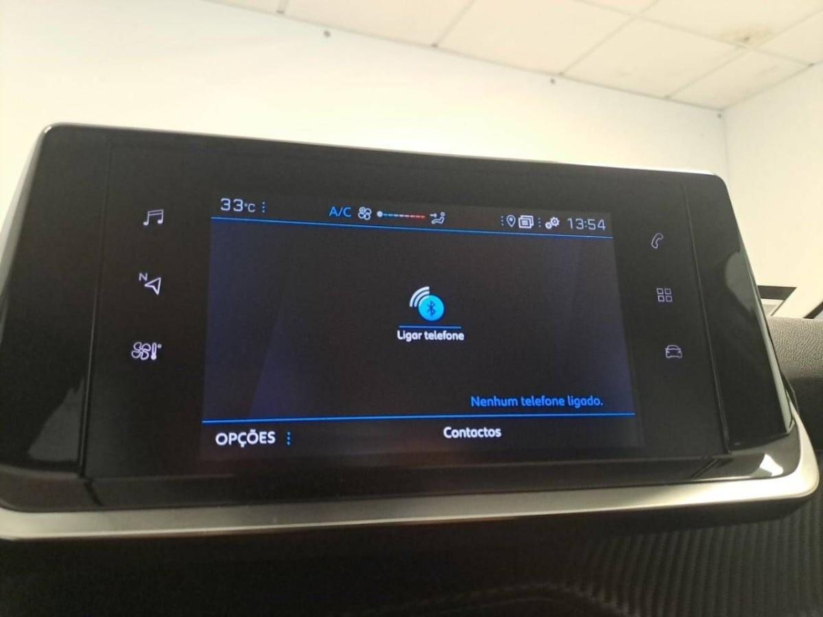 peugeot-208-2023-diesel-1499cc