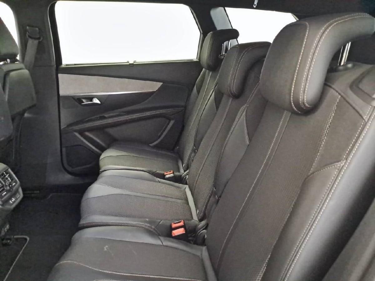 peugeot-5008-2022-diesel-1499cc