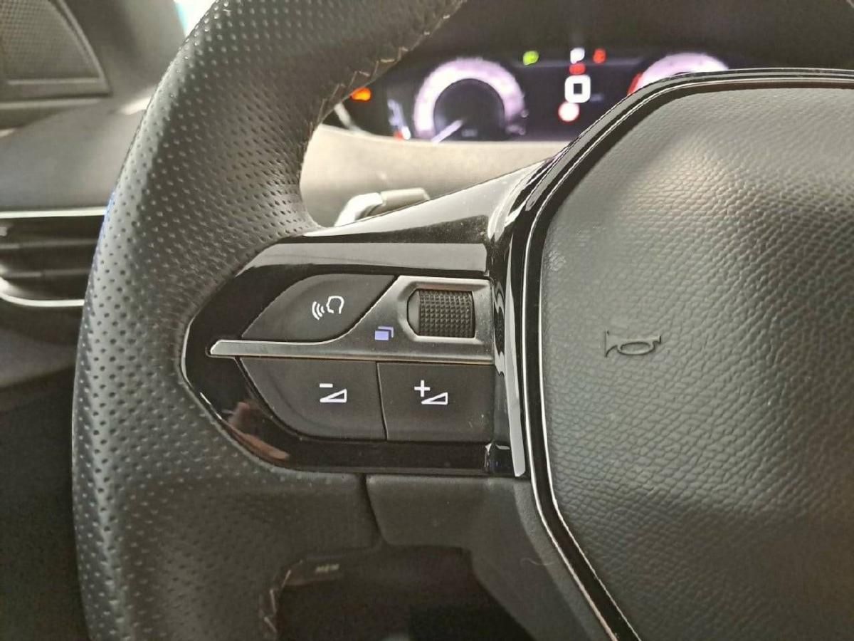 peugeot-5008-2022-diesel-1499cc
