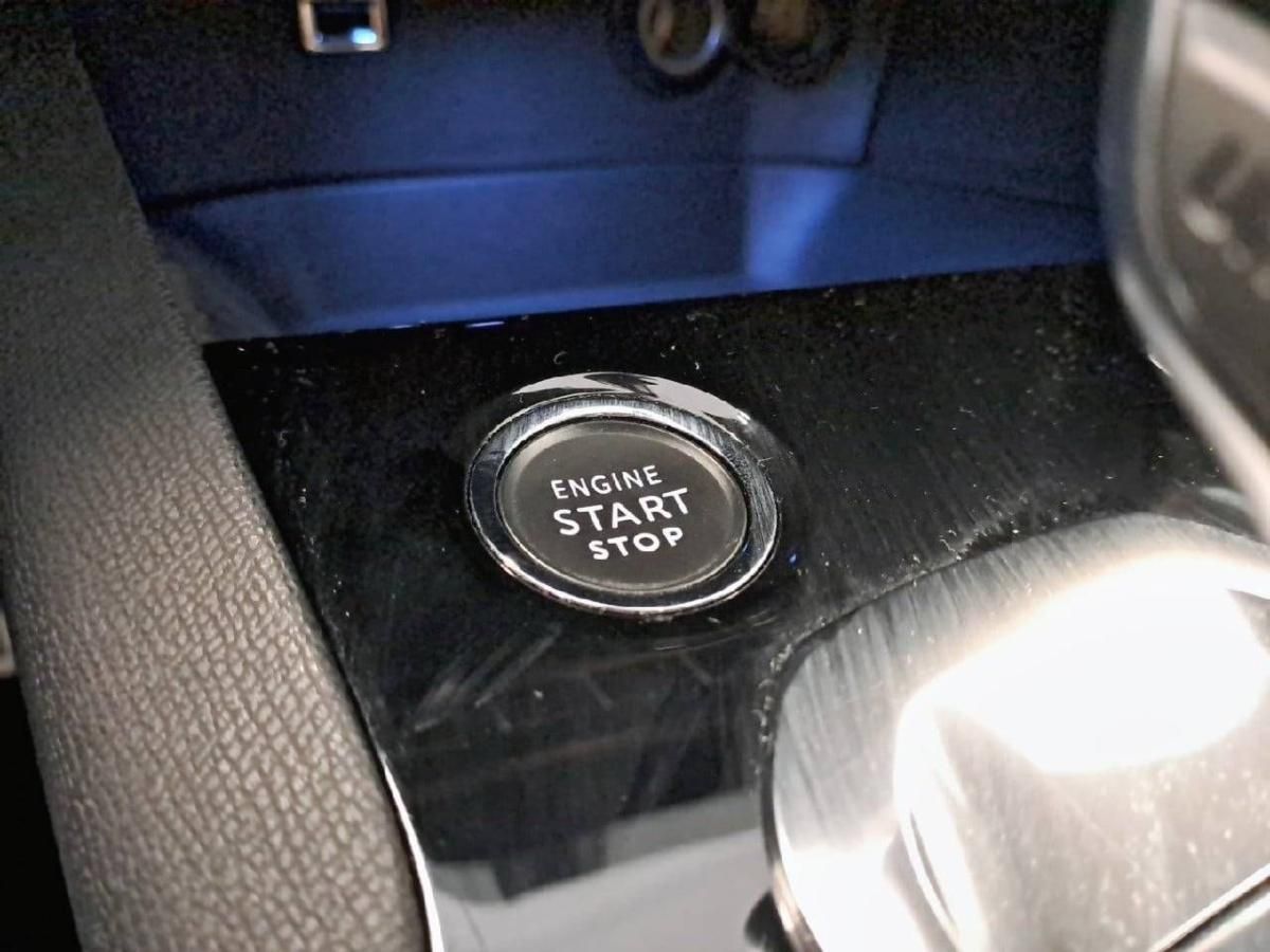 peugeot-5008-2022-diesel-1499cc
