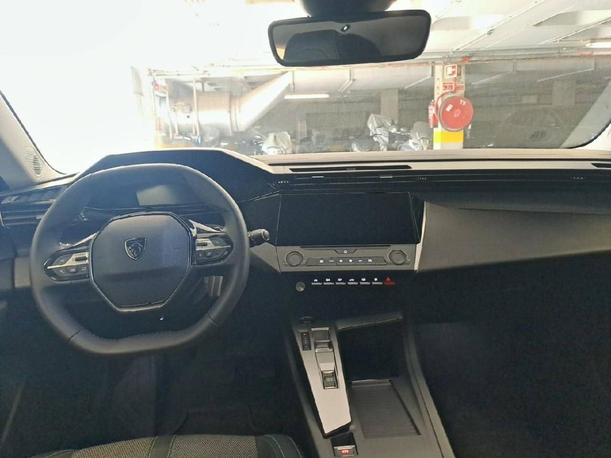 peugeot-308-2025-gasolina-1199cc