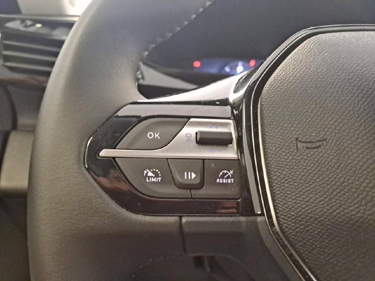 peugeot-308-2025-gasolina-1199cc