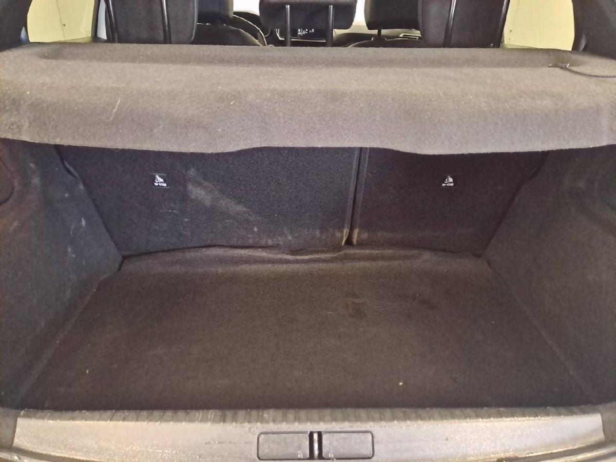 peugeot-208-2025-gasolina-1199cc