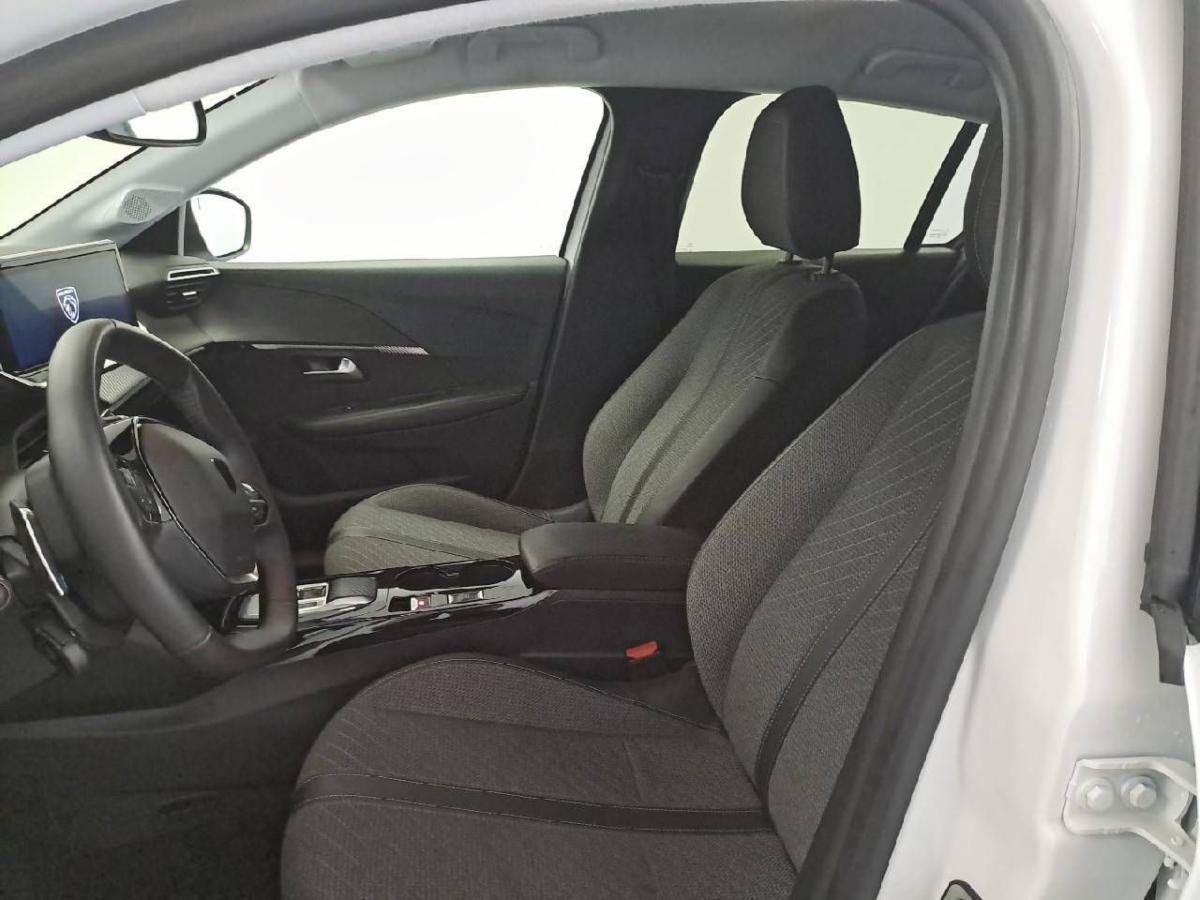 peugeot-208-2025-gasolina-1199cc