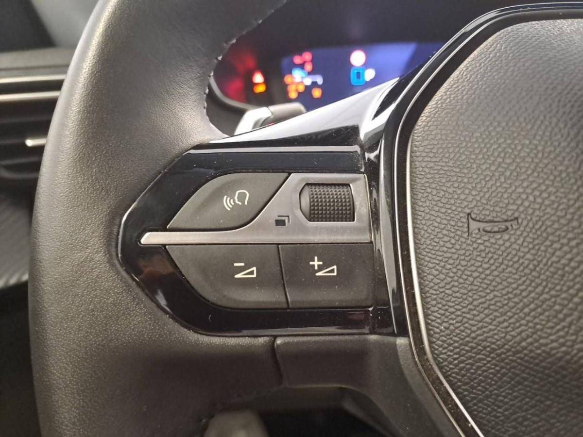 peugeot-208-2025-gasolina-1199cc
