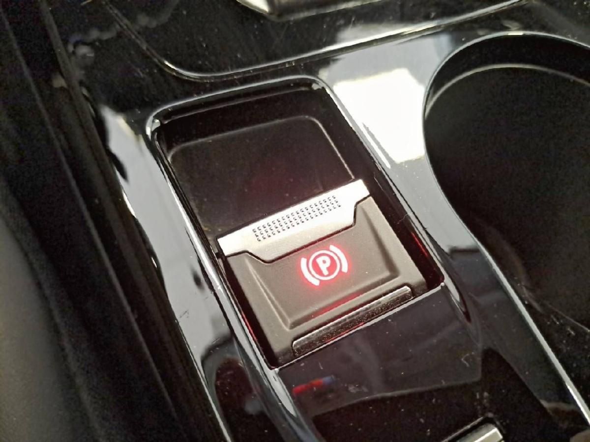 peugeot-208-2025-gasolina-1199cc