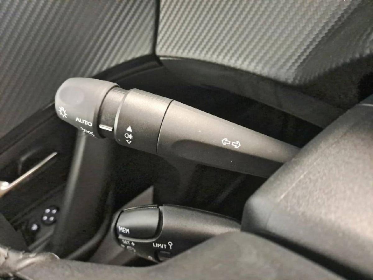 peugeot-2008-2025-gasolina-1199cc