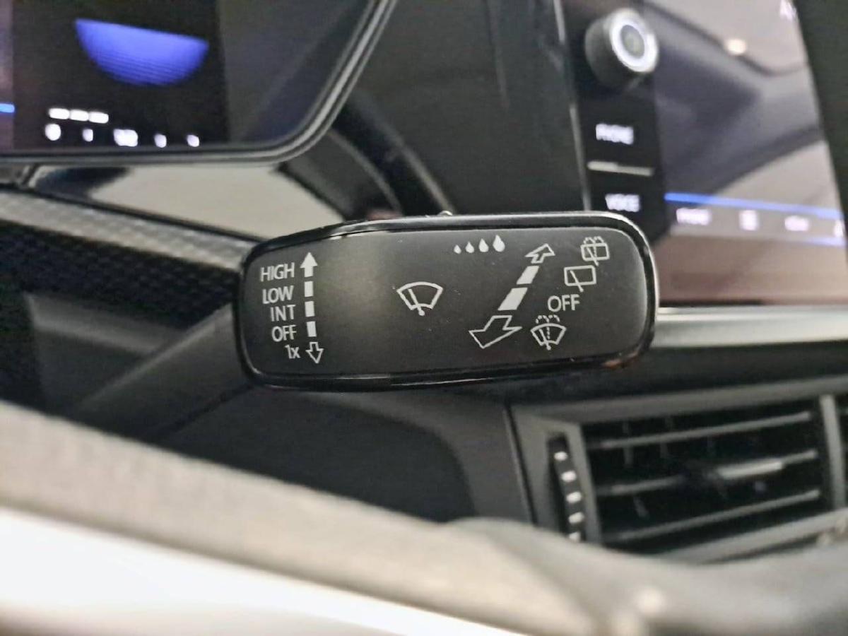 volkswagen-t-cross-2023-gasolina-999cc