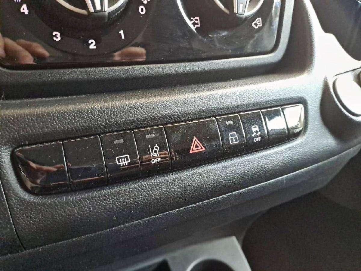 citroen-jumper-2025-diesel-2184cc