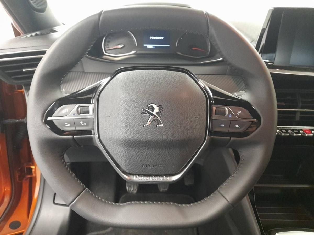 peugeot-2008-2023-gasolina-1199cc