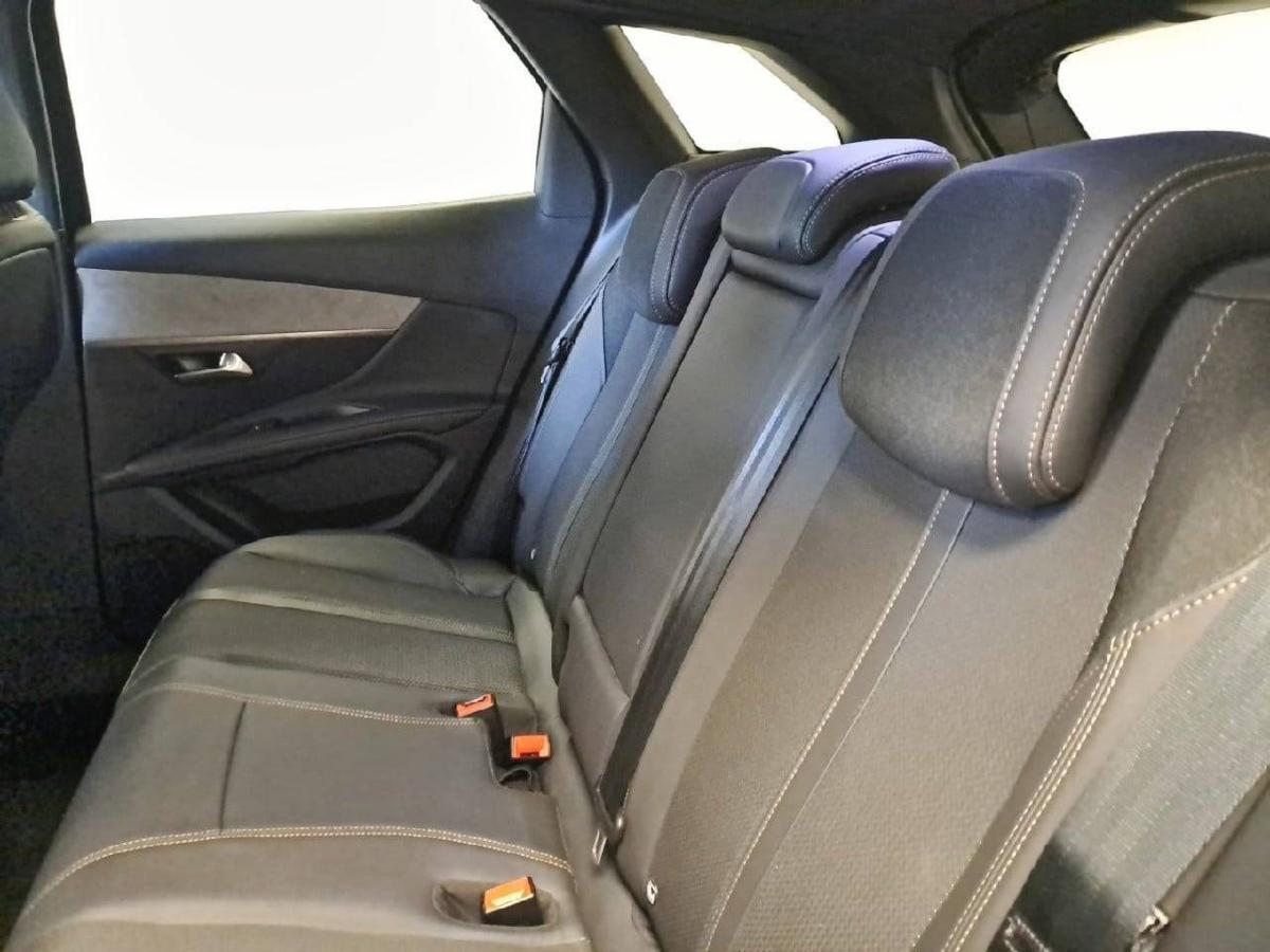 peugeot-3008-2023-hibrido-1598cc