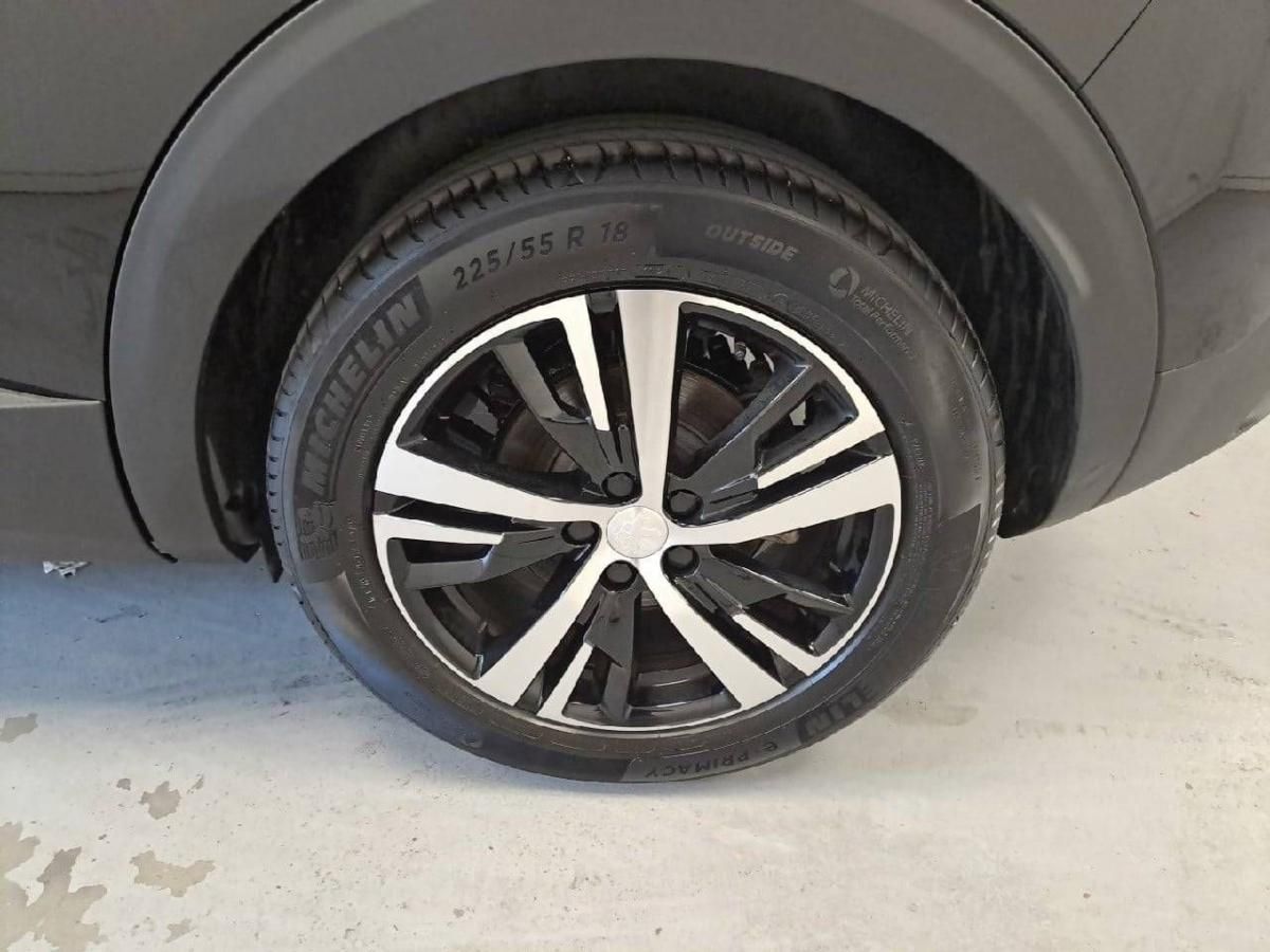 peugeot-3008-2023-hibrido-1598cc