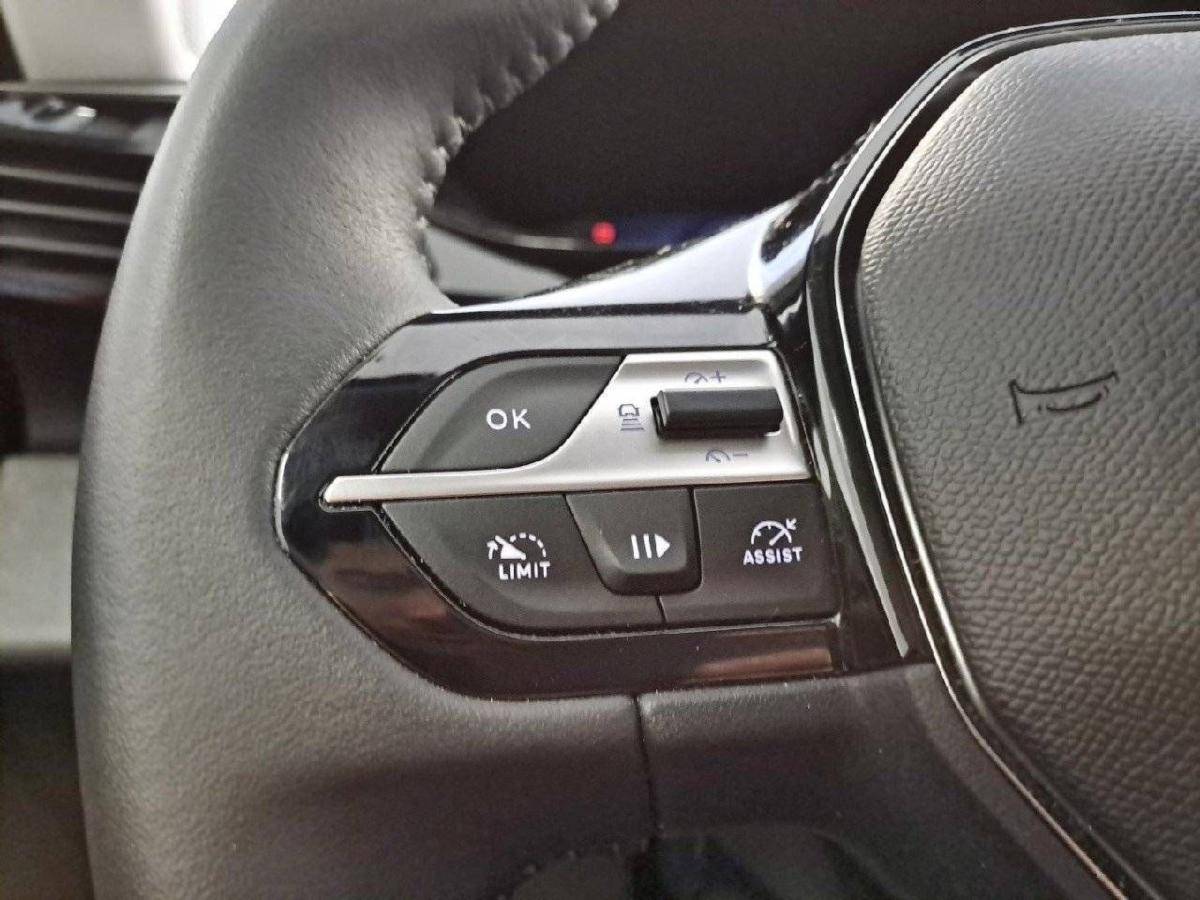 peugeot-308-2025-gasolina-1199cc