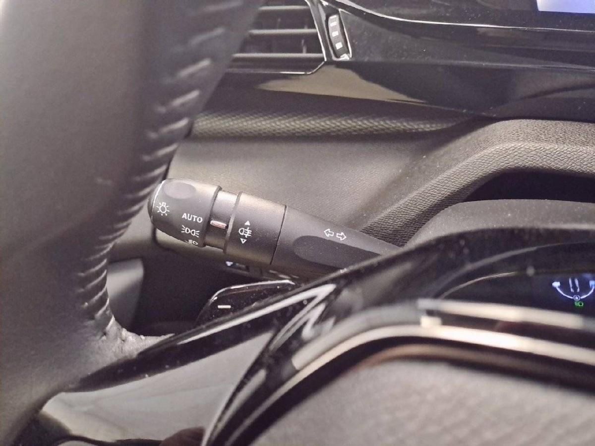 peugeot-308-2025-gasolina-1199cc
