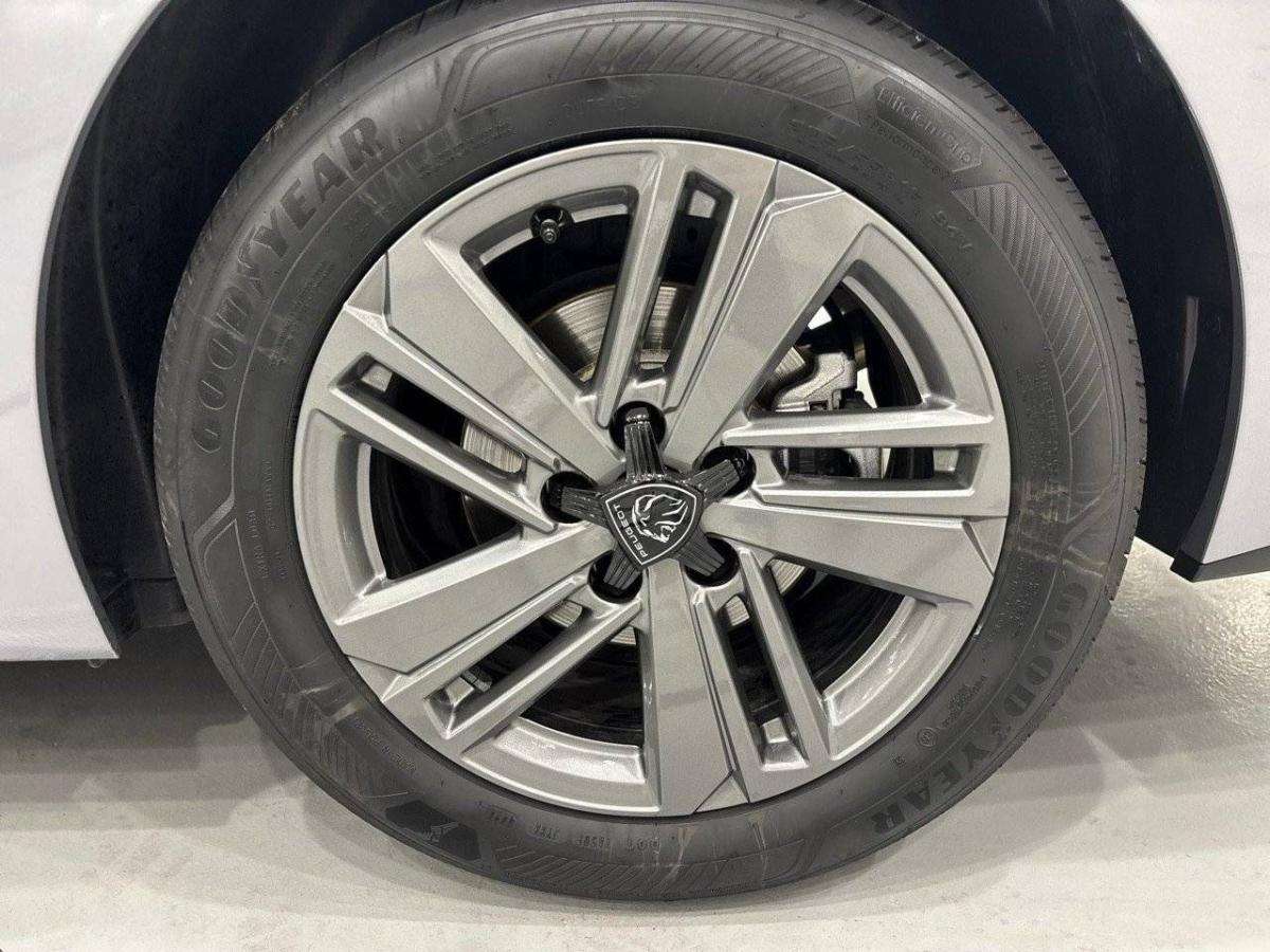 peugeot-308-2025-gasolina-1199cc