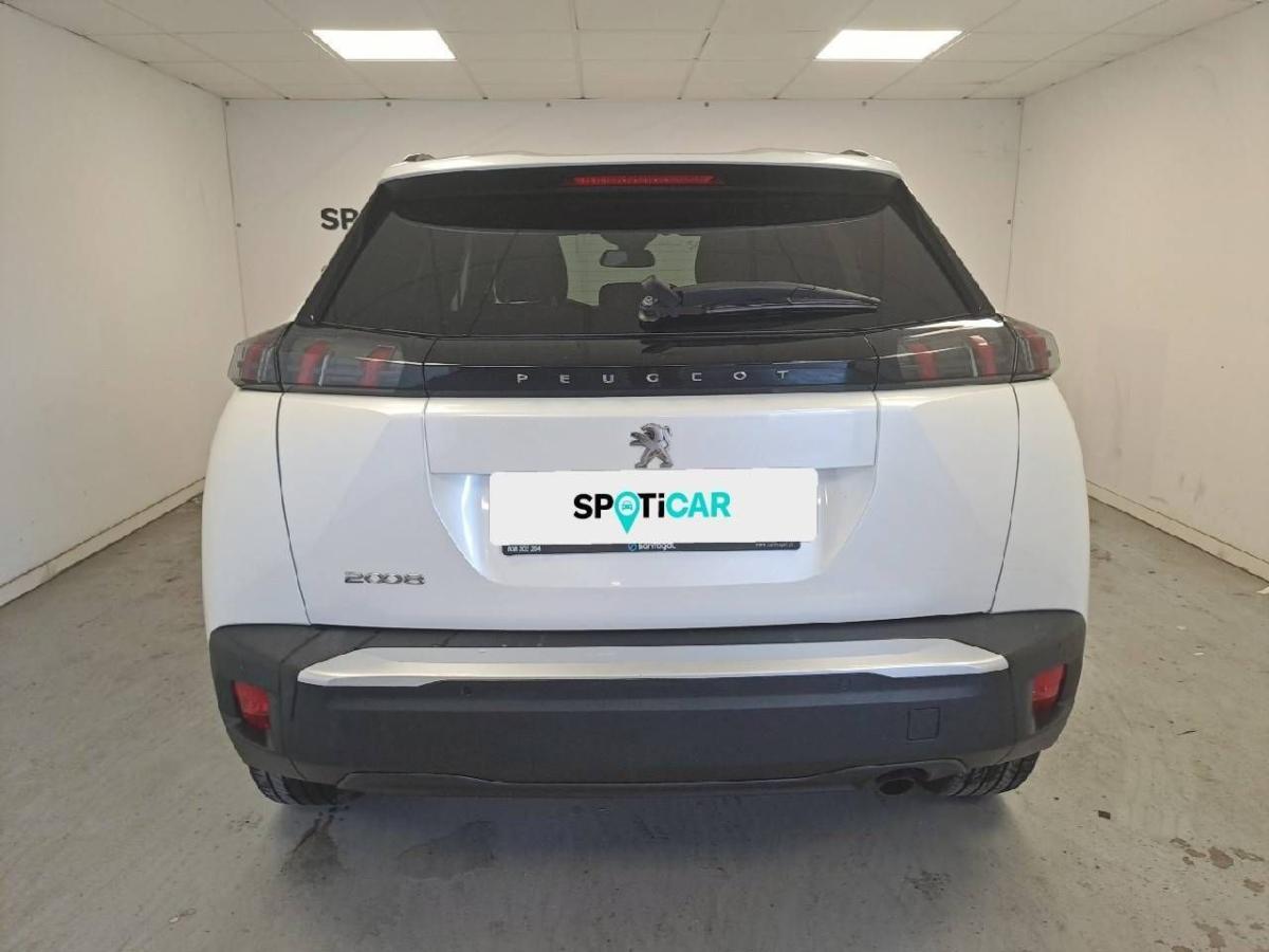 peugeot-2008-2023-gasolina-1199cc