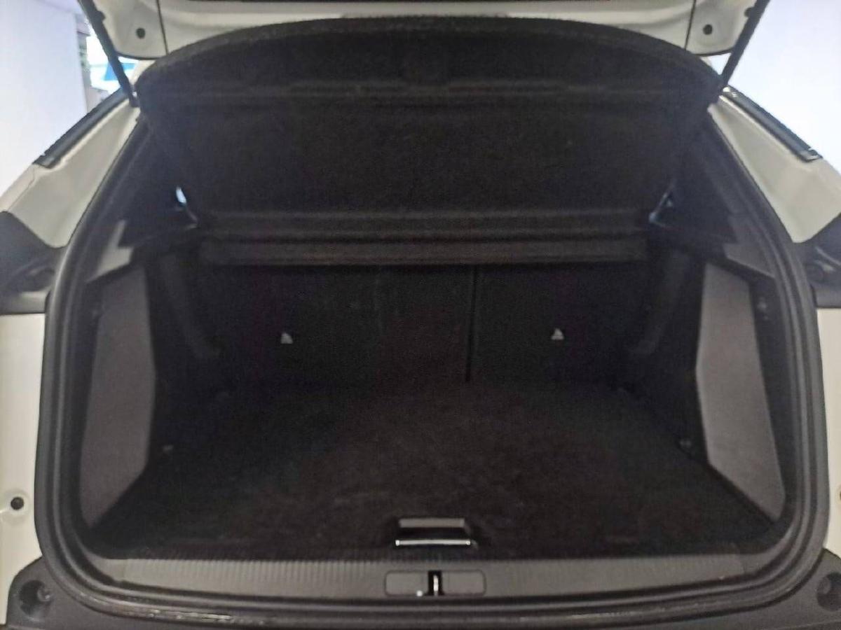 peugeot-2008-2023-gasolina-1199cc