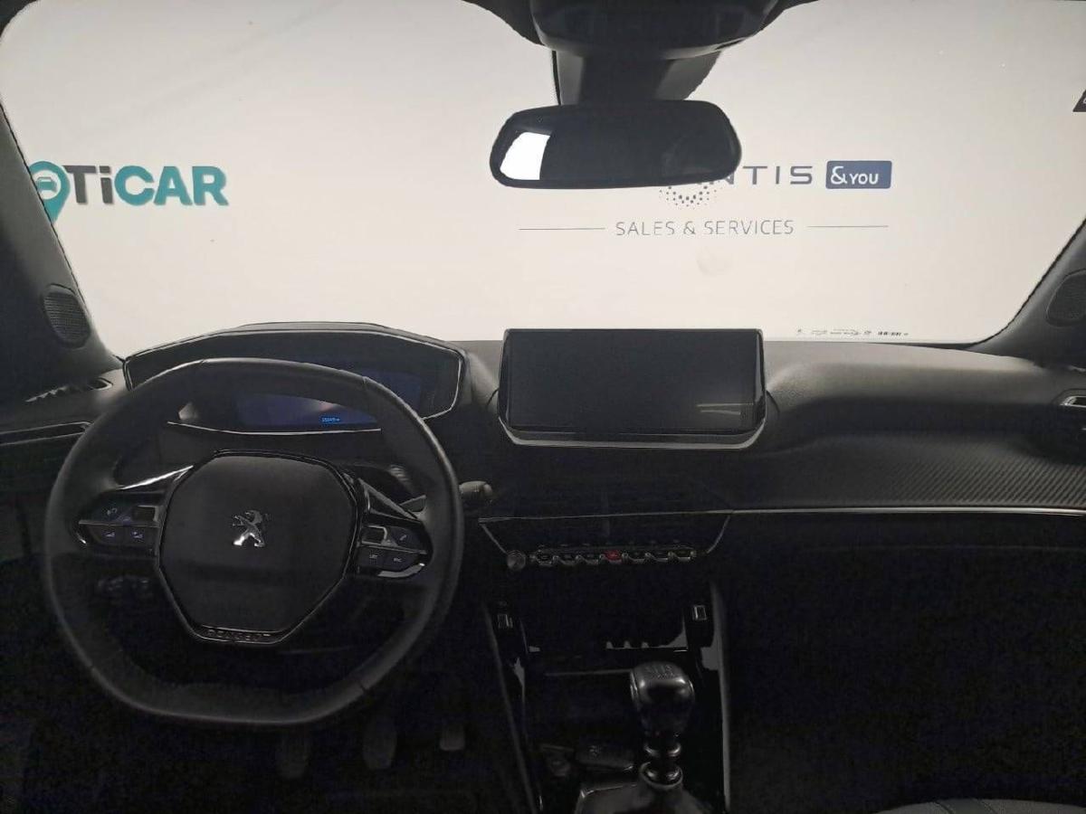 peugeot-2008-2023-gasolina-1199cc