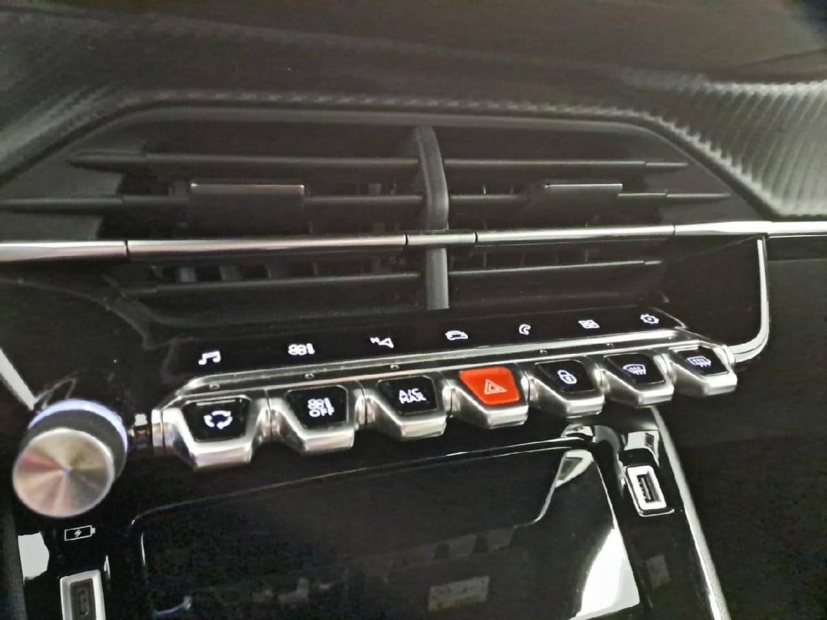peugeot-2008-2023-gasolina-1199cc
