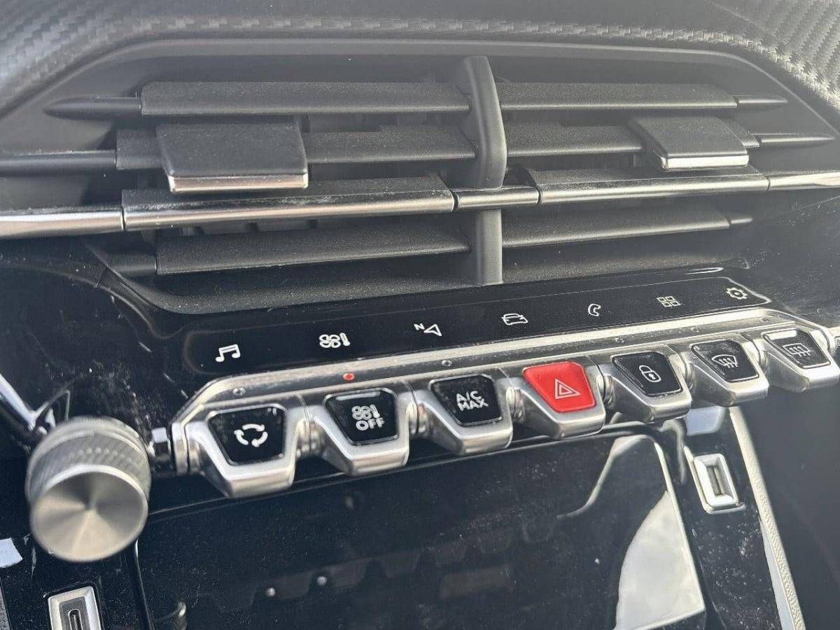 peugeot-2008-2022-diesel-1499cc