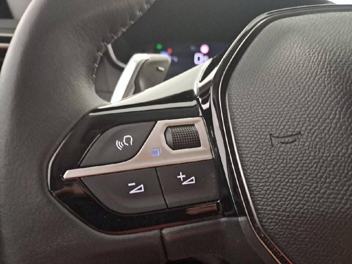 peugeot-208-2025-gasolina-1199cc