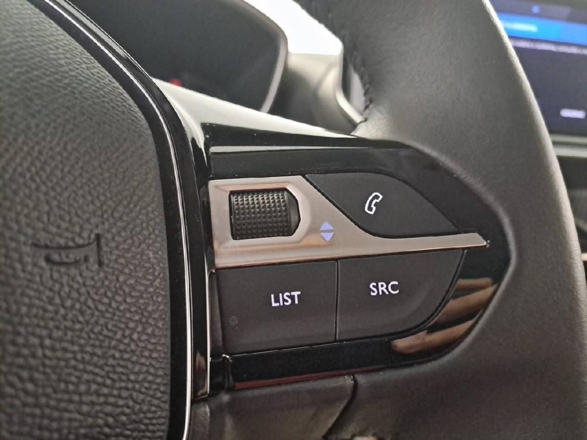 peugeot-208-2025-gasolina-1199cc