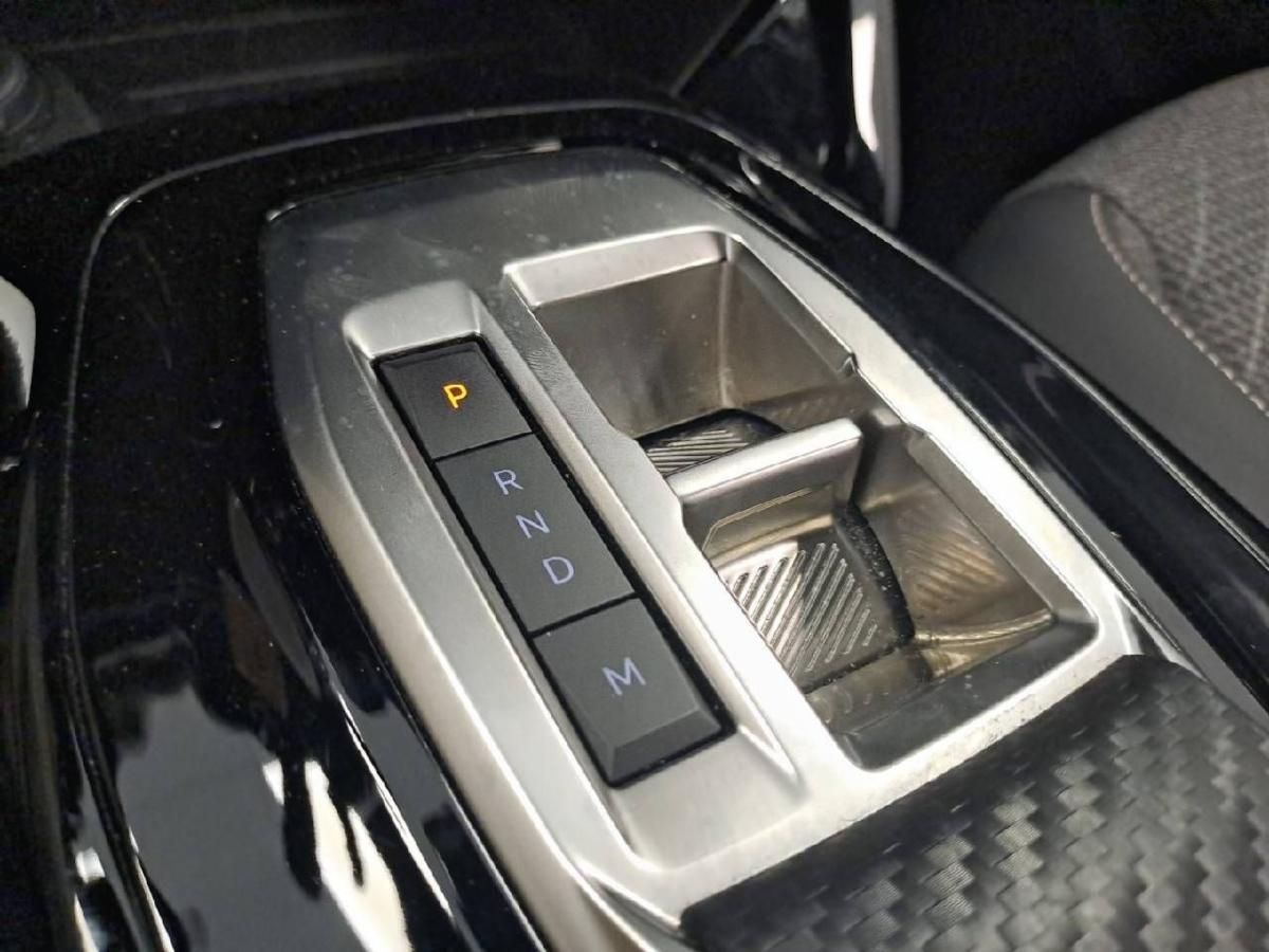 peugeot-208-2025-gasolina-1199cc