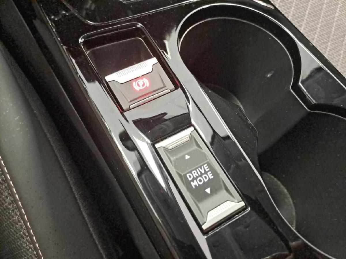 peugeot-208-2025-gasolina-1199cc