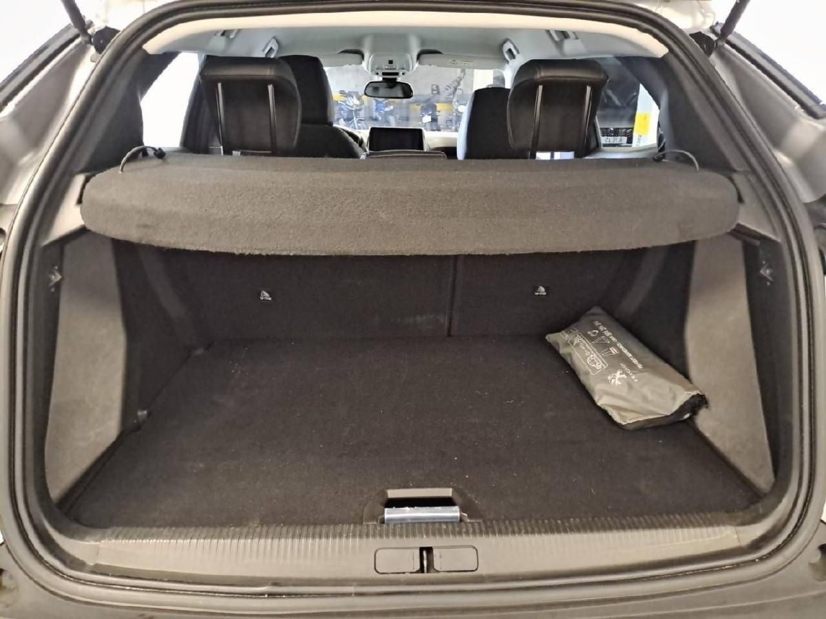 peugeot-2008-2021-gasolina-1199cc