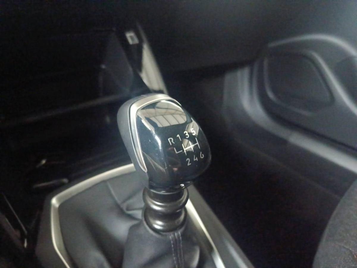 peugeot-2008-2025-gasolina-1199cc