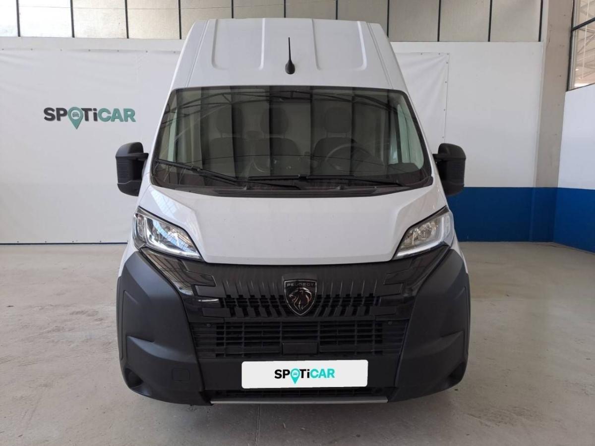 peugeot-boxer-2025-diesel-2184cc
