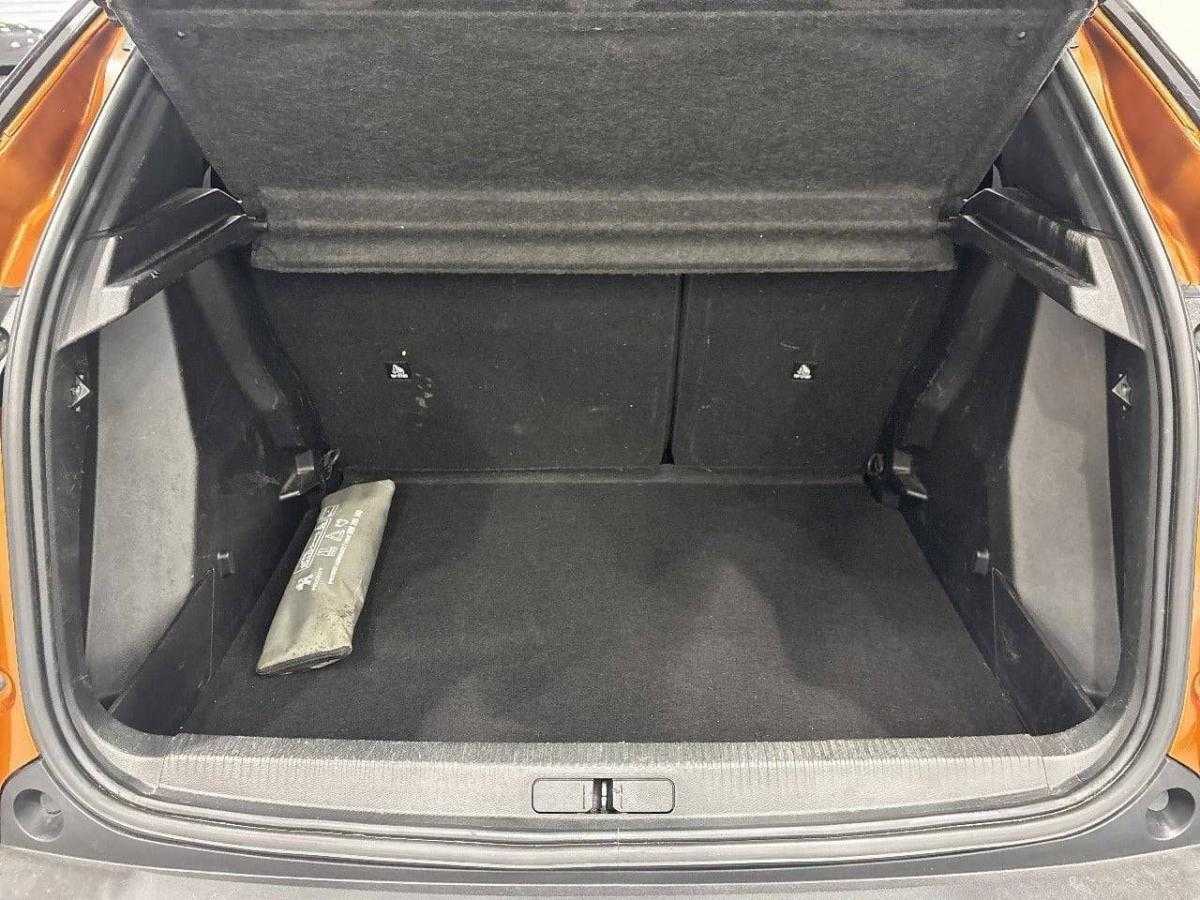 peugeot-2008-2022-gasolina-1199cc