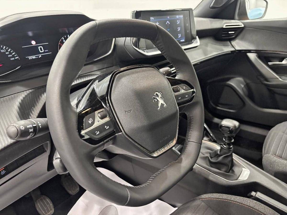 peugeot-2008-2022-gasolina-1199cc