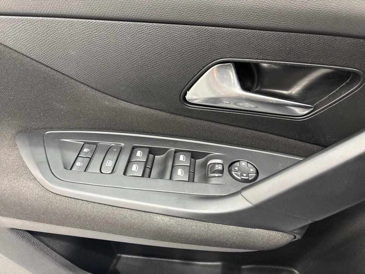 peugeot-308-2025-gasolina-1199cc