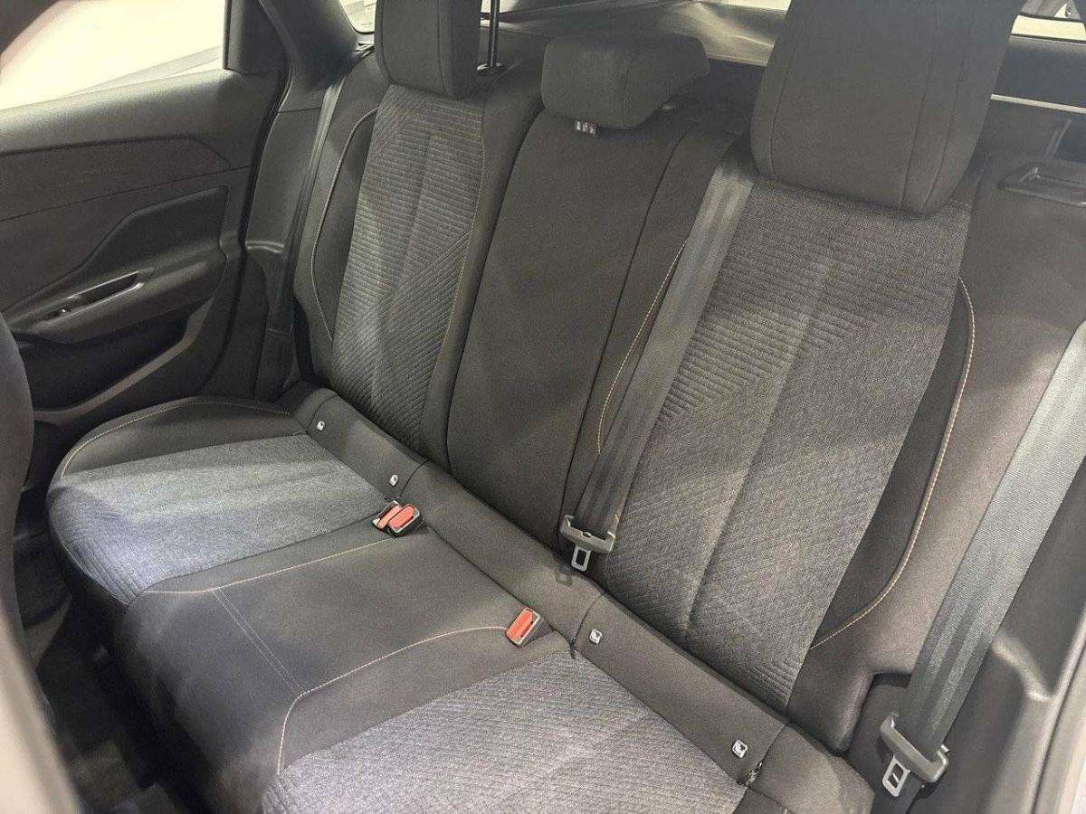 peugeot-308-2025-gasolina-1199cc