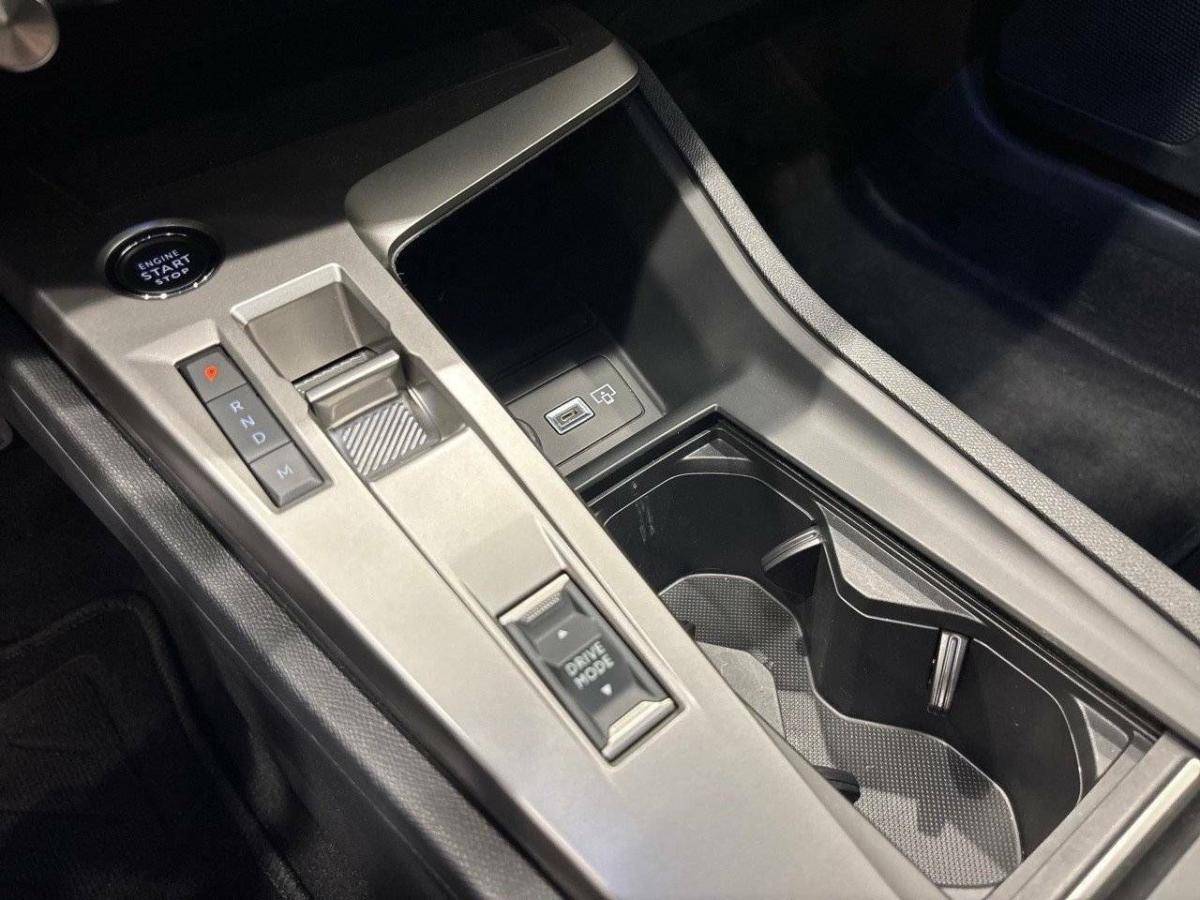 peugeot-308-2025-gasolina-1199cc