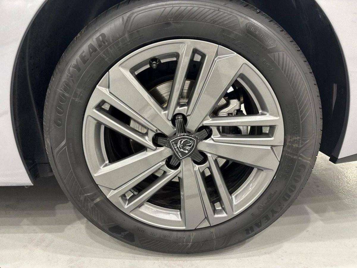 peugeot-308-2025-gasolina-1199cc