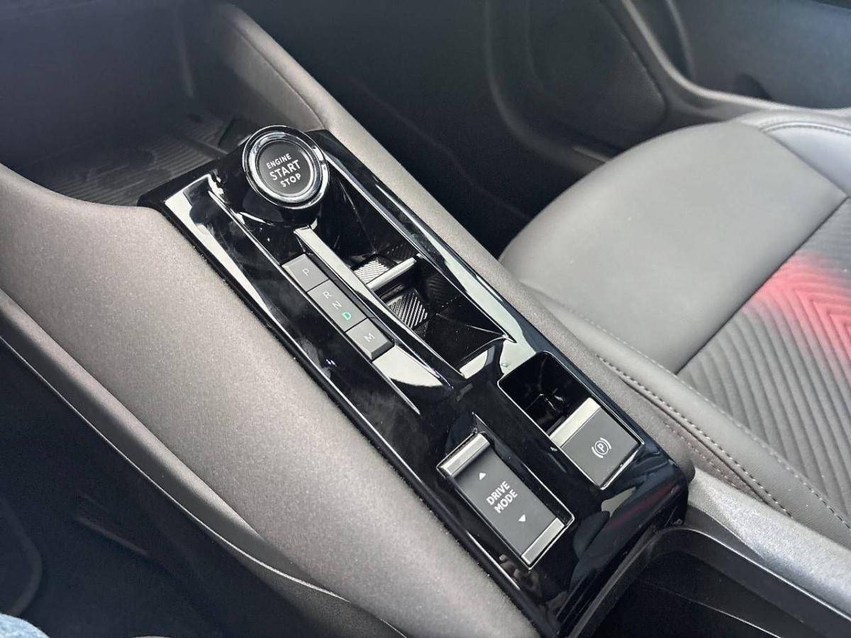 alfa-romeo-junior-2025-hibrido-a-gasolina-1199cc