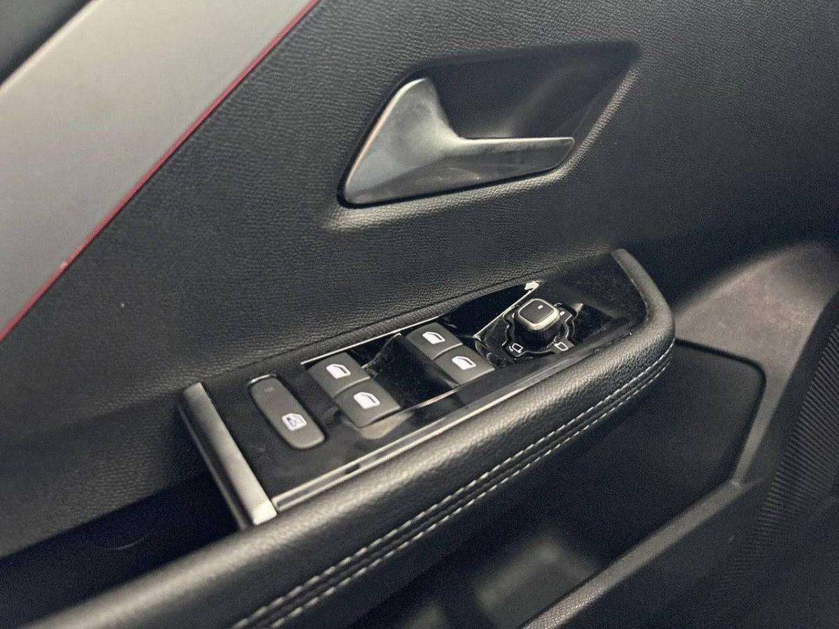 opel-astra-2025-gasolina-1199cc