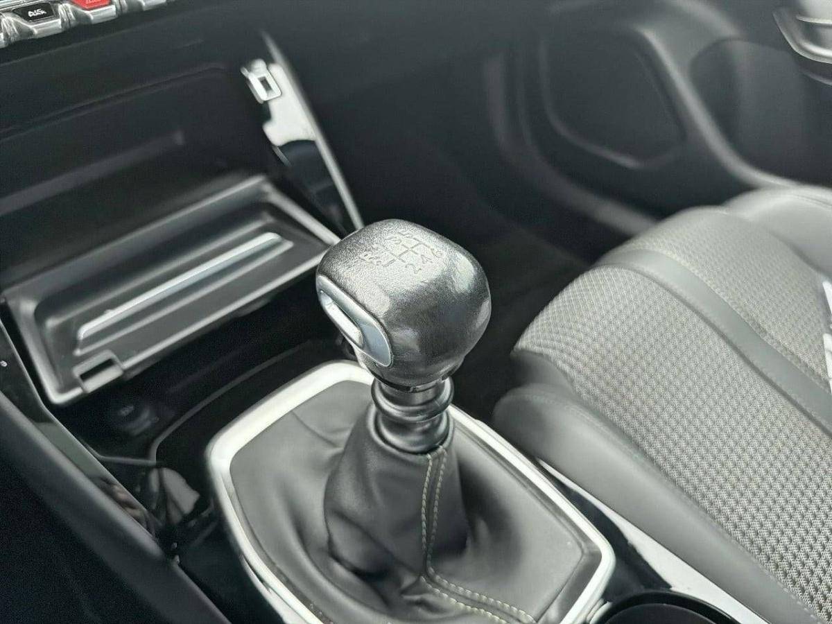 peugeot-2008-2020-gasolina-1199cc