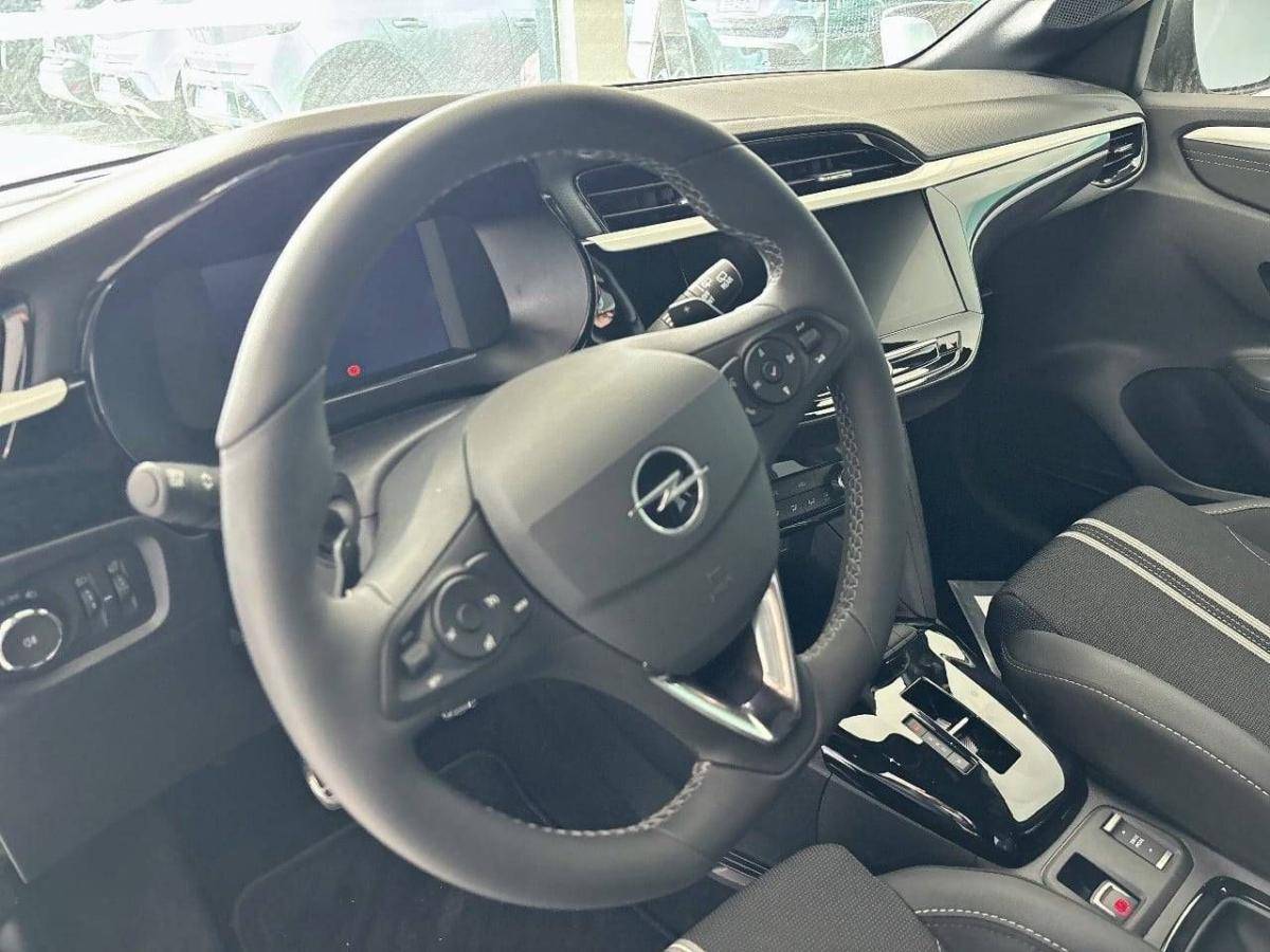 opel-corsa-2025-gasolina-1199cc