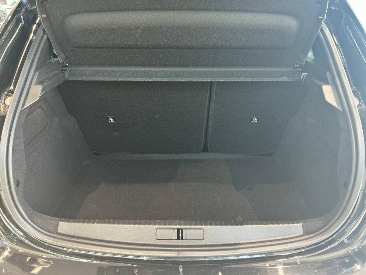 peugeot-208-2025-hibrido-a-gasolina-1199cc