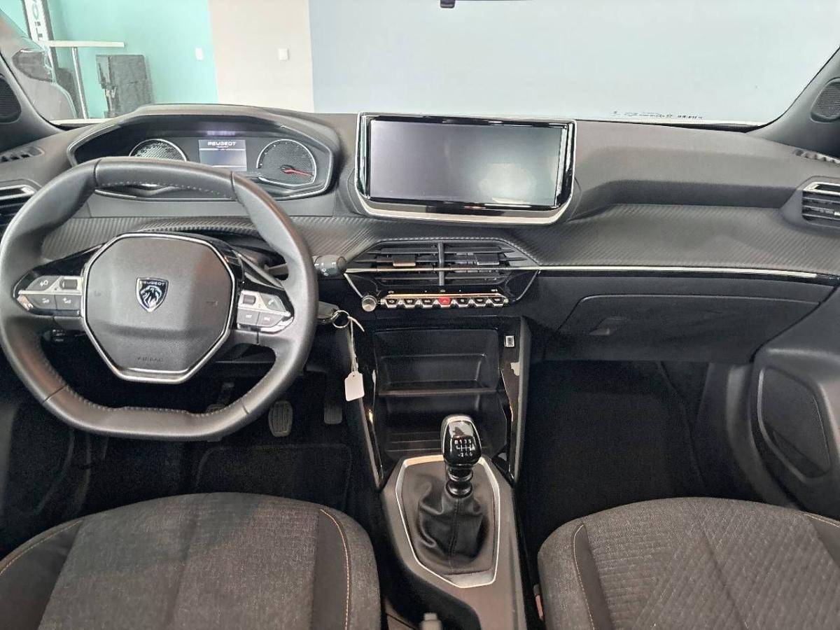 peugeot-2008-2025-gasolina-1199cc