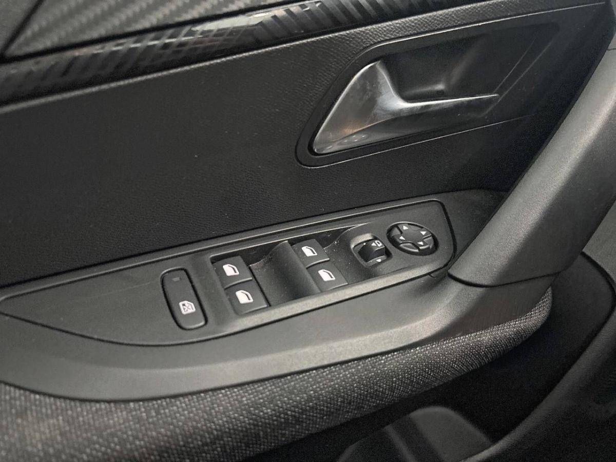 peugeot-2008-2025-gasolina-1199cc