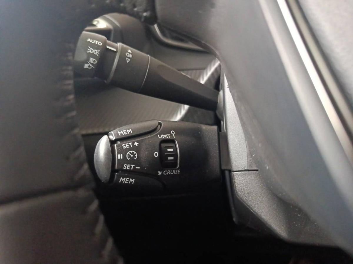 peugeot-2008-2025-gasolina-1199cc