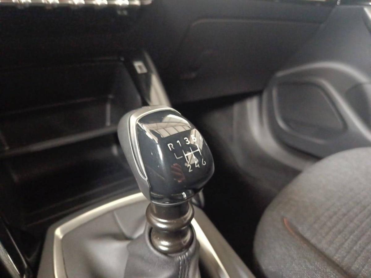 peugeot-2008-2025-gasolina-1199cc